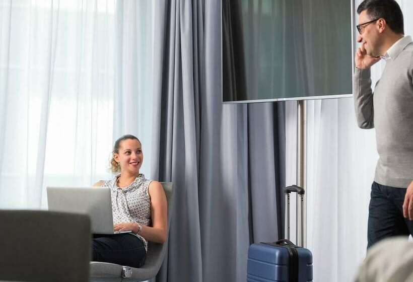 Номер Superior, Novotel Charleroi Centre