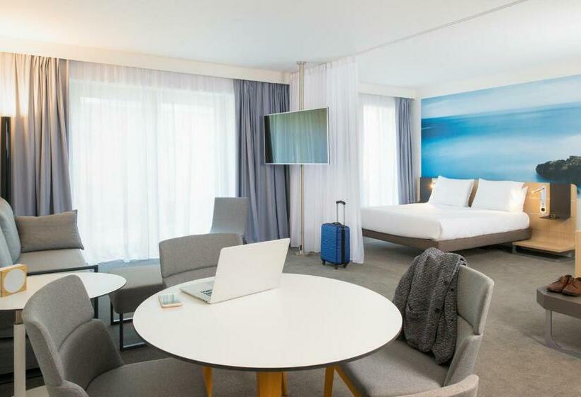 Люкс Superior, Novotel Charleroi Centre