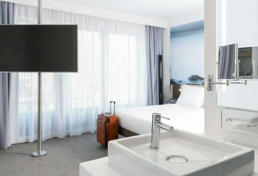 سوییت سوپریور, Novotel Charleroi Centre
