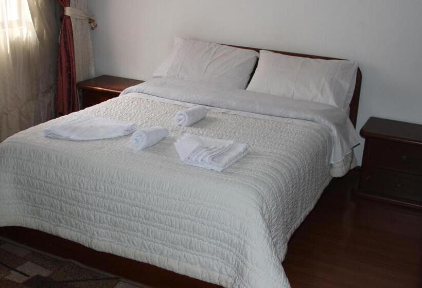 اتاق اکونومی, D Lujo