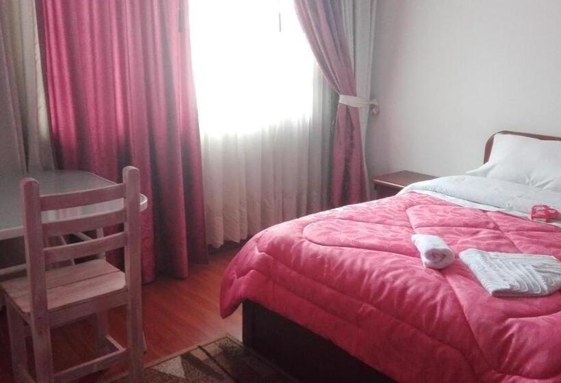 اتاق اکونومی, D Lujo