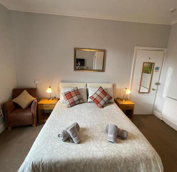패밀리 룸, Rivendell Guest House