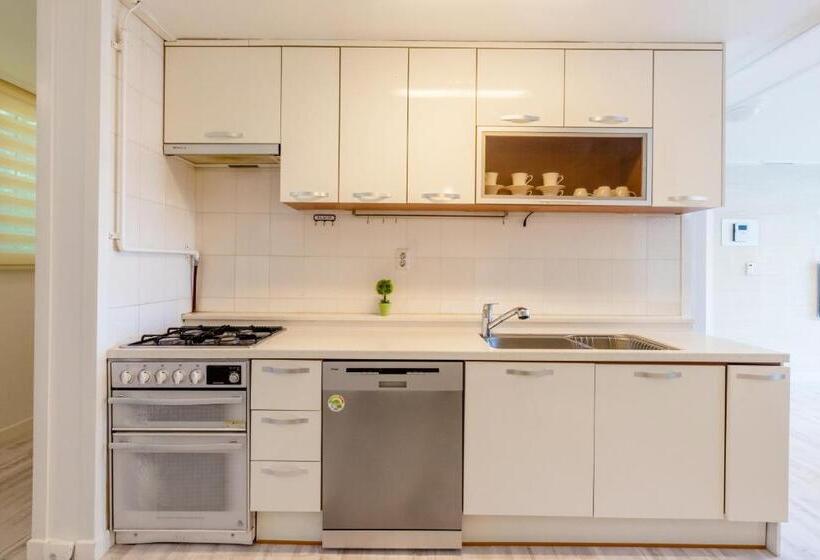 سوئیت پریمیوم, Home Fourest Resort Geoje