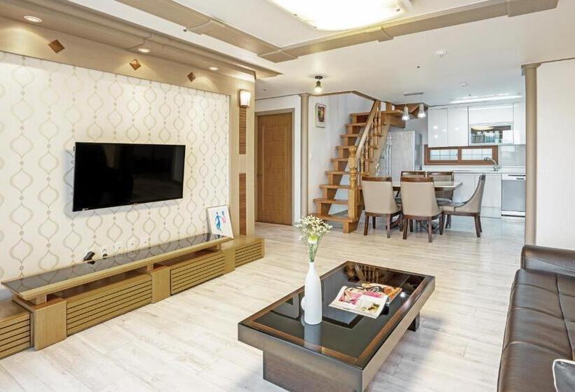 سوییت دوبلکس, Home Fourest Resort Geoje
