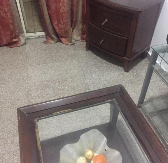 سوییت, Christine Apartment Hotel Ltd