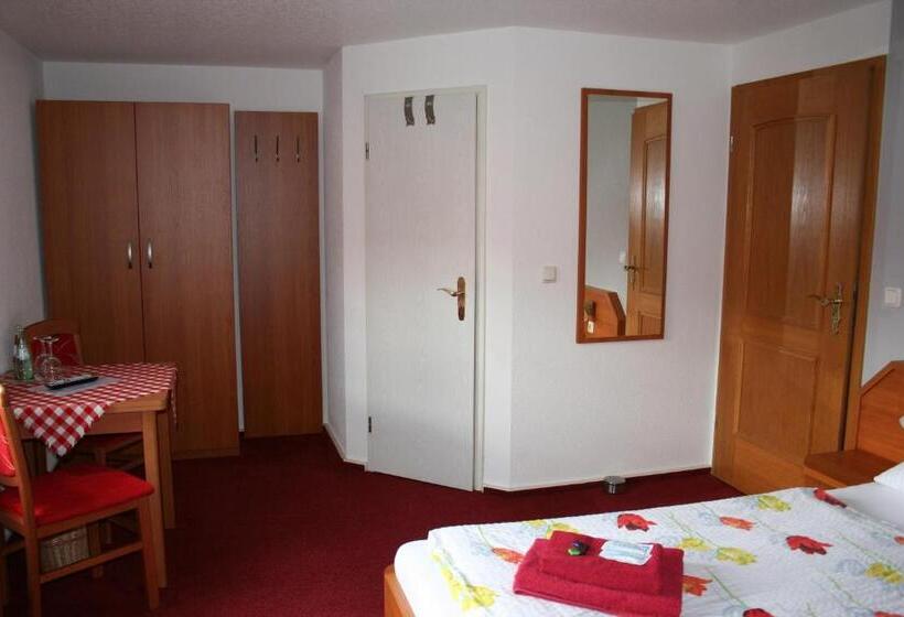 חדר דלוקס, Gasthaus & Hotel Zur Linde