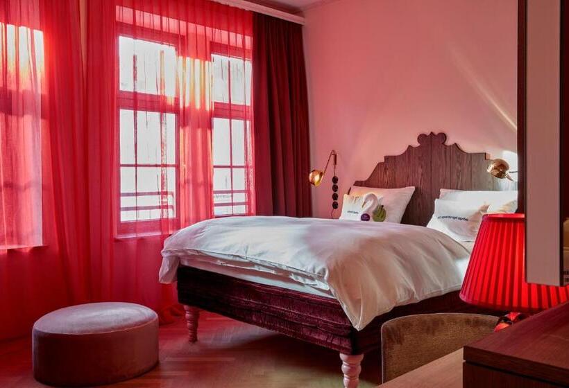 Номер Стандарт, 25hours Hotel The Royal Bavarian
