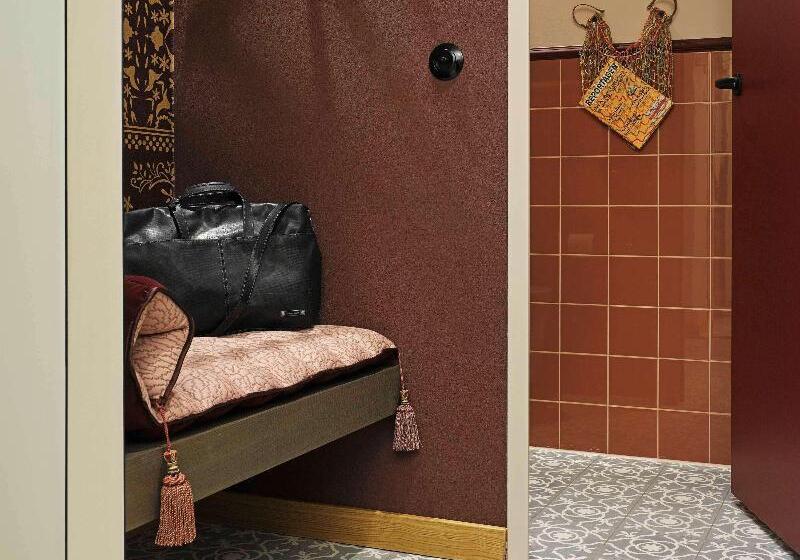 Номер Стандарт, 25hours Hotel The Royal Bavarian