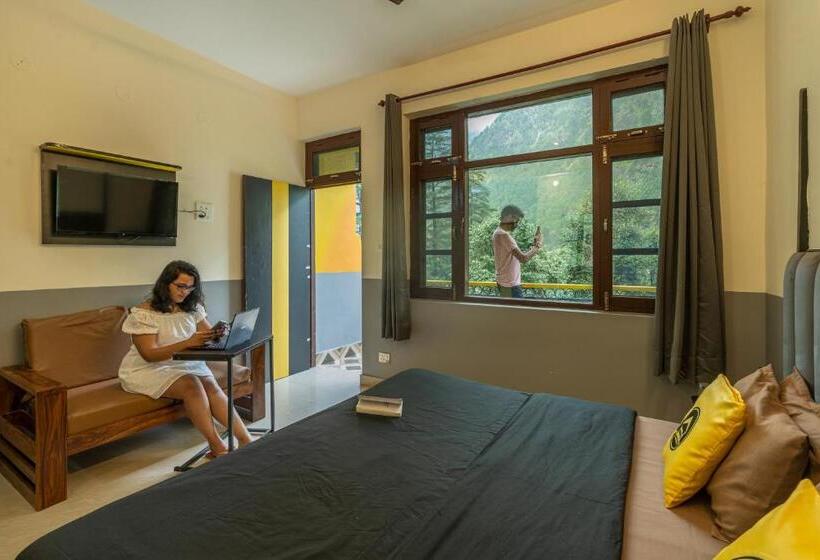 발코니 디럭스 룸, The Hosteller Kasol