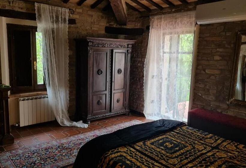 标准间带阳台, Convento Di San Martino In Crocicchio