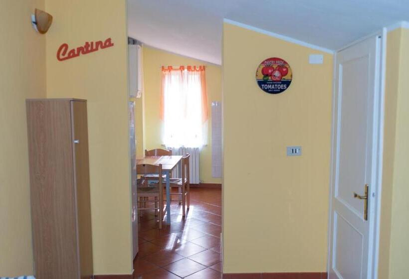 اتاق لوکس, Al Cardinale Rooms & Studios