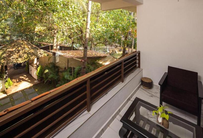 Номер Стандарт с Балконом, Forget Me Not Resort