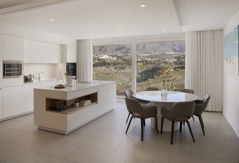阁楼套房, Royal Hideaway Corales Suites