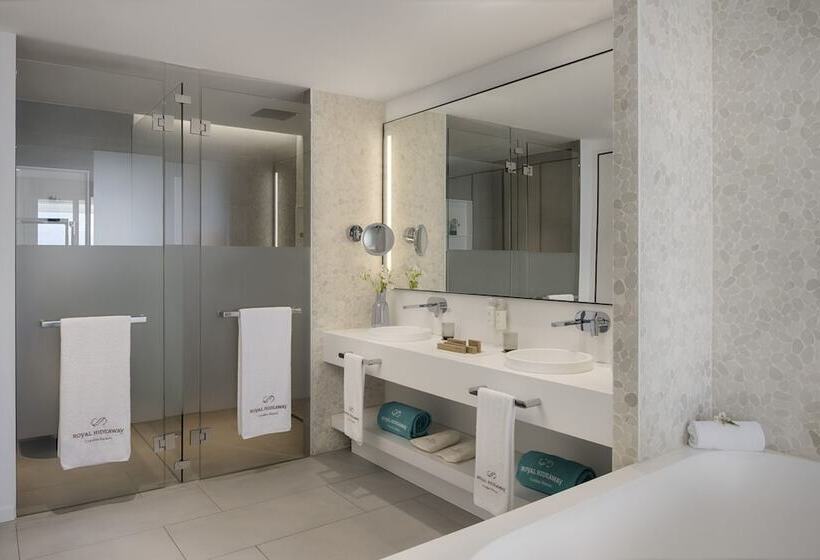 فيلا غرفة نوم واحدة مع مسبح, Royal Hideaway Corales Suites