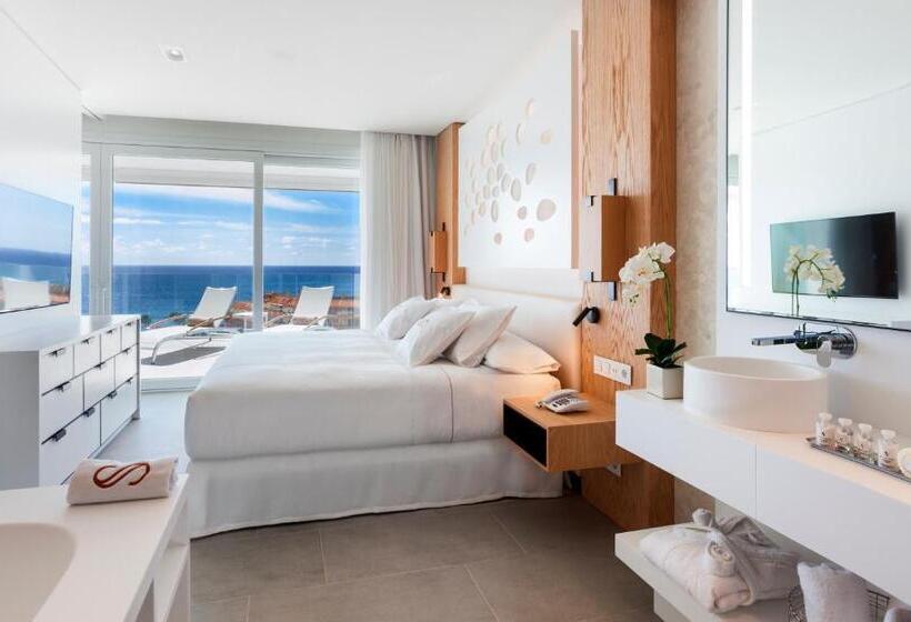 豪华套房, Royal Hideaway Corales Suites