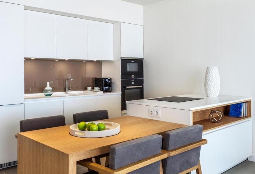 豪华两卧套房, Royal Hideaway Corales Suites