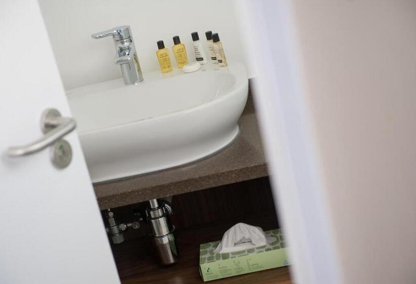 스탠다드 룸, The Crown & Greyhound By Innkeeper S Collection