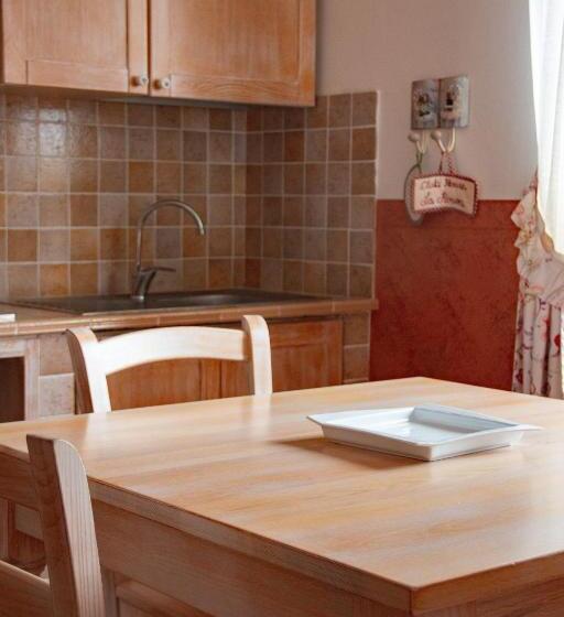 １ベッドルームのデラックスアパートメント, Casale La Rovere
