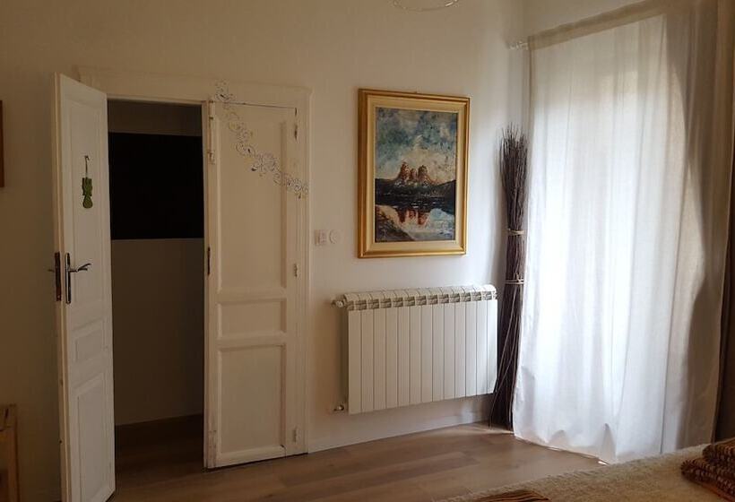 Номер Стандарт Трехместный, La Volpe E L Uva