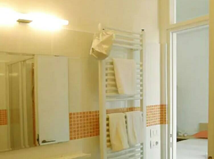 اتاق استاندارد, B&b Il Sampietrino Dei Cavalleggeri