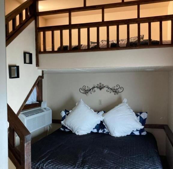 침실 3개 아파트, All Seasons Treehouse Village