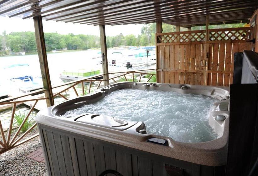 Дом 2 Спальни, Clear Lake Resort