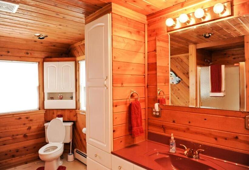 Дом 2 Спальни, Clear Lake Resort