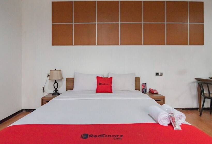 스위트, Reddoorz Plus @ Sukamulya Pasteur 2