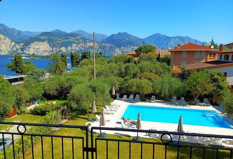 디럭스 스위트, Villa Isabella