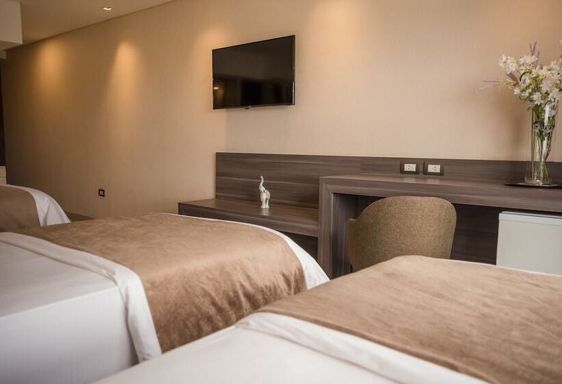 Полулюкс, Eleton Resort & Spa