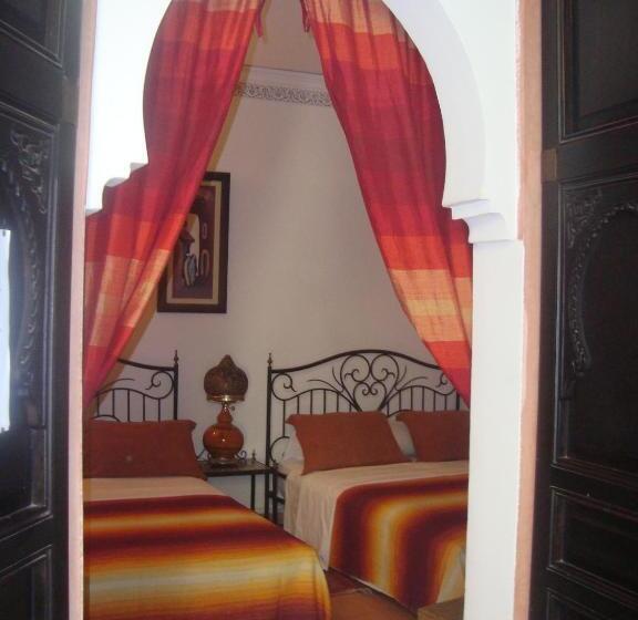 اتاق استاندارد سه نفره, Riad Jnane Mogador