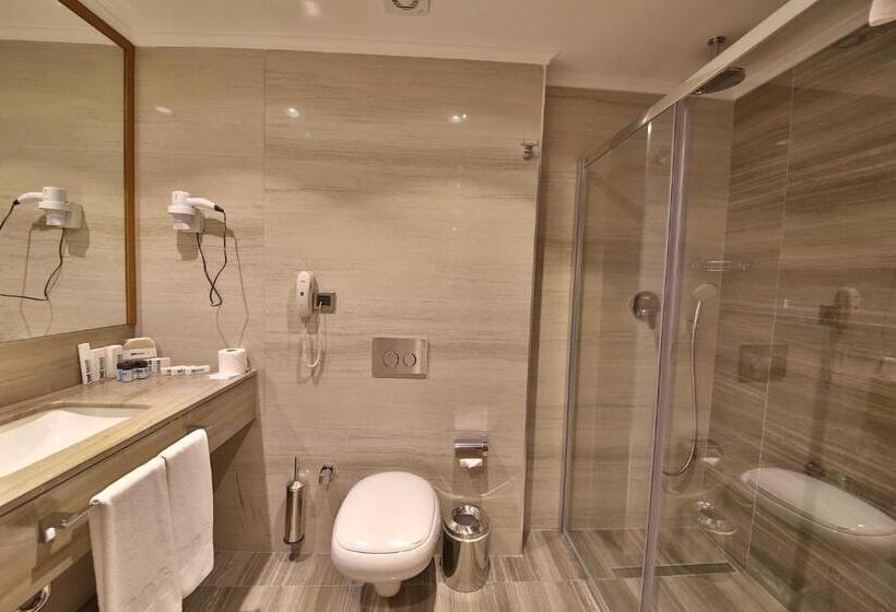 اتاق سوپریور چهار تخته, Bof Hotels Uludağ Ski & Luxury Resort All Inclusive