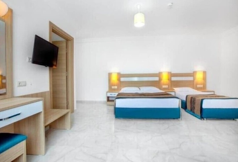 Family Room, Greenlife