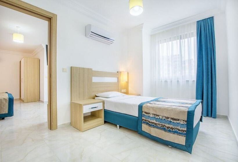 Family Room, Greenlife