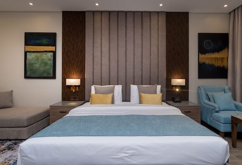 수영장이 있는 3베드룸 빌라, Palma Beach Resort & Spa