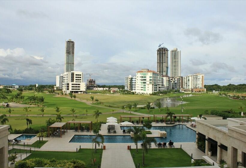 Deluxe Room Golf View, The Santa Maria, A Luxury Collection Hotel & Golf Resort, Panama City