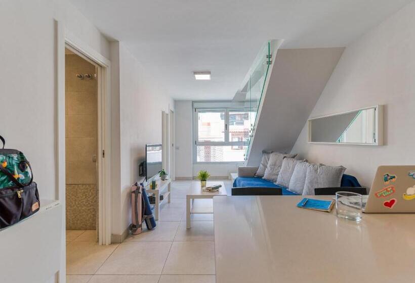 １ベッドルームドゥプレックスアパートメント, Tusity Yeah Apartments