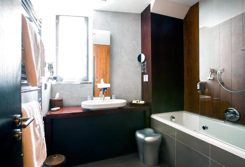 Люкс, Le B. Suites, Chambres & Restaurant