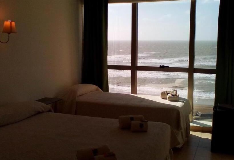 Triple Room Sea View, Sky