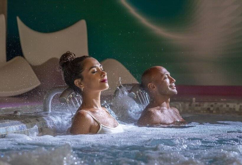 חדר סטנדרט, Temptation At The Tower Cancún Resort   All Inclusive   Adults Only