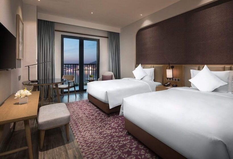 프리미엄 룸, Crowne Plaza Qingdaoorientalmoviemetropolis, An Ihg