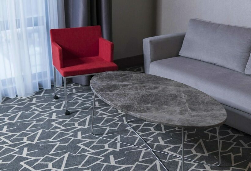 Suíte, Ramada By Wyndham Istanbul Alibeykoy