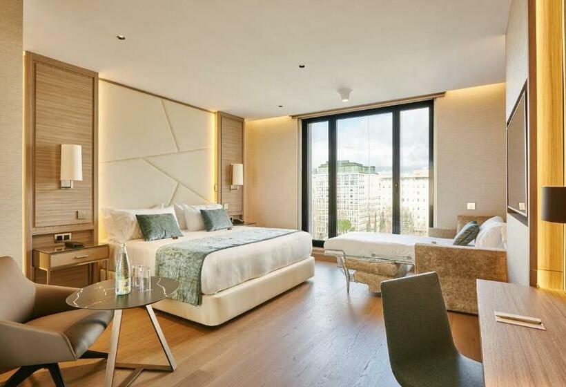 اتاق پریمیوم سه تخته, Vp Plaza Espana Design