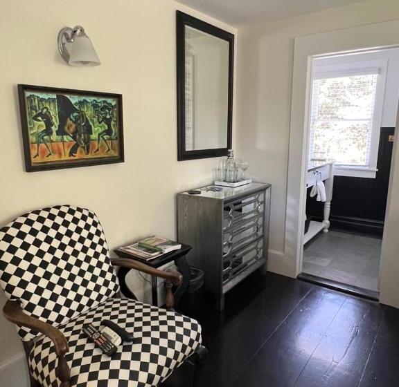 Номер Deluxe, The Platinum Pebble Boutique Inn   Adults Only Property