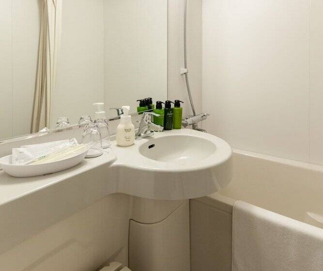 Семейный Номер, Y S Hotel Hanshin Amagasaki Ekimae