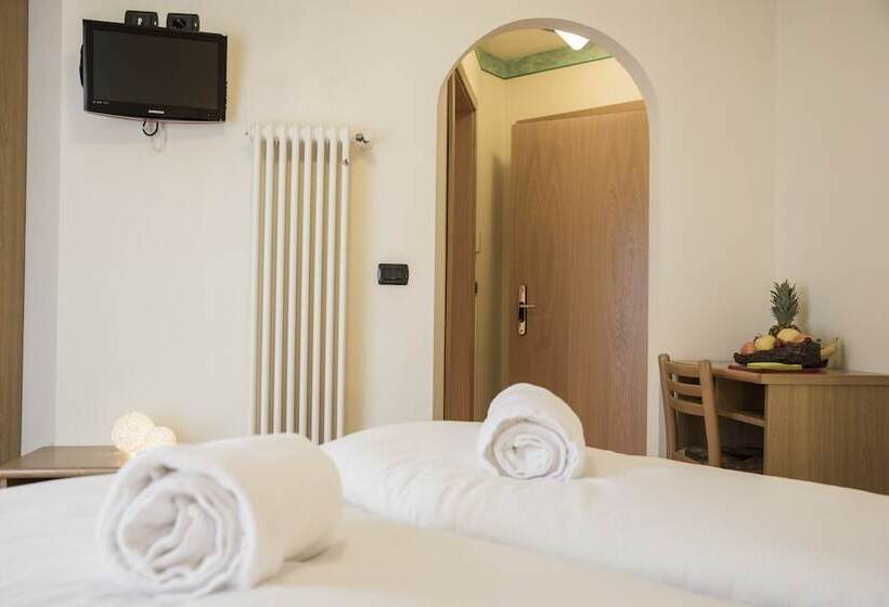 标准间, Active Hotel Rosat