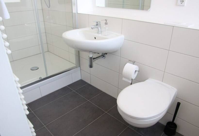 Номер Стандарт, Motel Schönefeld