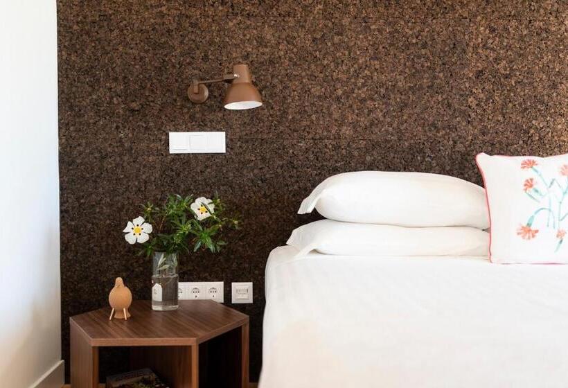 Вилла Deluxe 1 Спальня, Craveiral Farmhouse By Belong Staying & Feeling