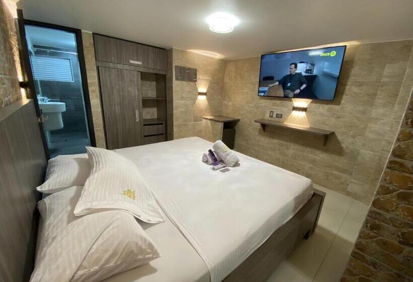اتاق لوکس با تخت بزرگ, Balmoral