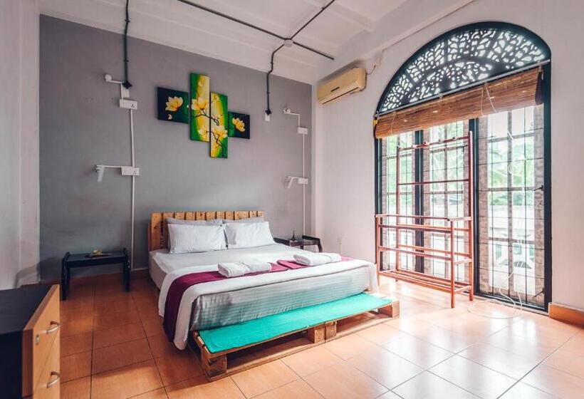 Номер Стандарт Совместная Ванная, Seconds Hostel   Colombo